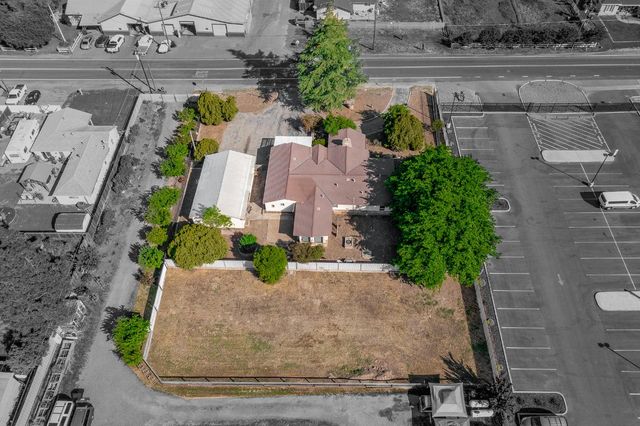 13230 4th St, Hickman, CA 95323