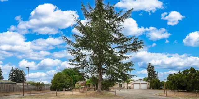 13230 4th St, Hickman, CA 95323