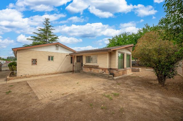 13230 4th St, Hickman, CA 95323