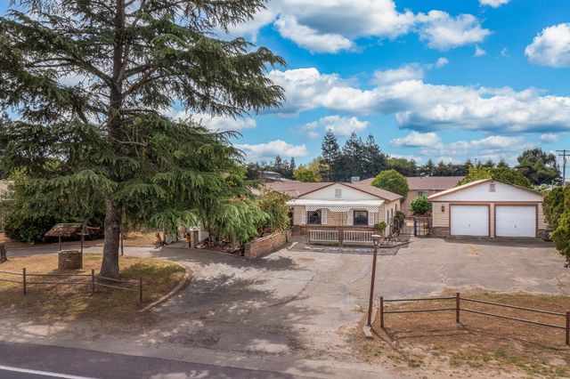 13230 4th St, Hickman, CA 95323