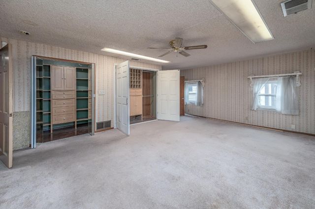 13230 4th St, Hickman, CA 95323