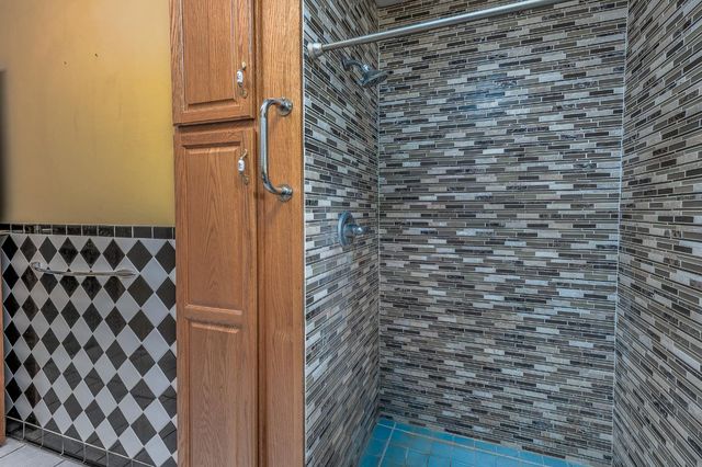 13230 4th St, Hickman, CA 95323