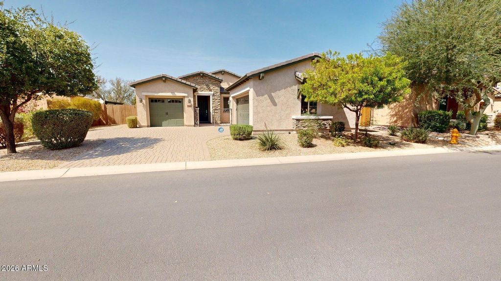 14426 W CORONADO Road, Goodyear, AZ 85395