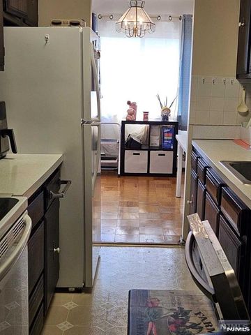 44 S Main Street 6J, Lodi, NJ 07644