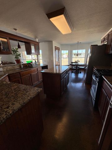 10817 County Road 272, Bertram, TX 78605