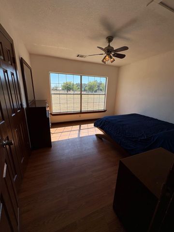 10817 County Road 272, Bertram, TX 78605