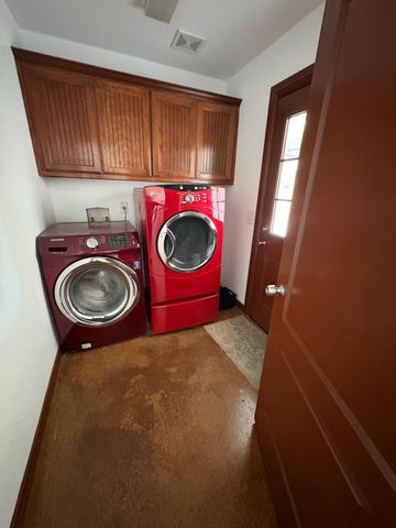 10817 County Road 272, Bertram, TX 78605