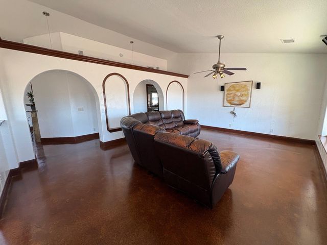 10817 County Road 272, Bertram, TX 78605