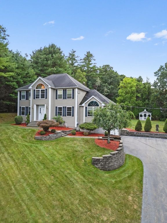 23 Bailey Lane, Georgetown, MA 01833