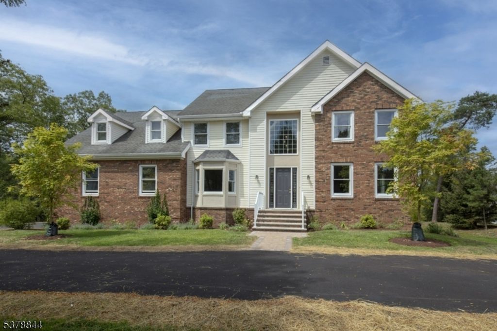 26 Pottersville Rd, Peapack Gladstone Boro, NJ 07934