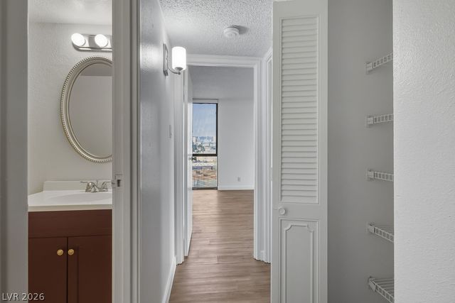 3930 University Center Drive 511, Las Vegas, NV 89119