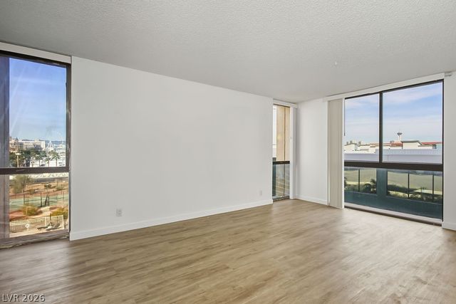 3930 University Center Drive 511, Las Vegas, NV 89119