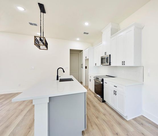 1904 Davonley Way, Houston, TX 77080