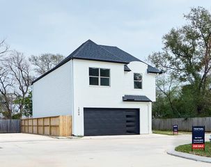 1904 Davonley Way, Houston, TX 77080