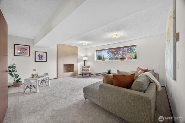 18754 130th Avenue SE, Renton, WA 98058