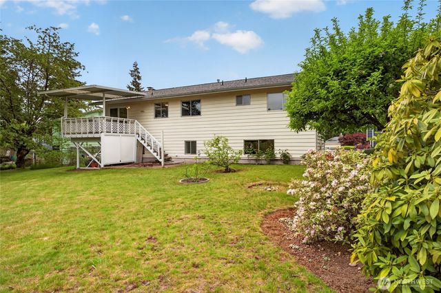 18754 130th Avenue SE, Renton, WA 98058