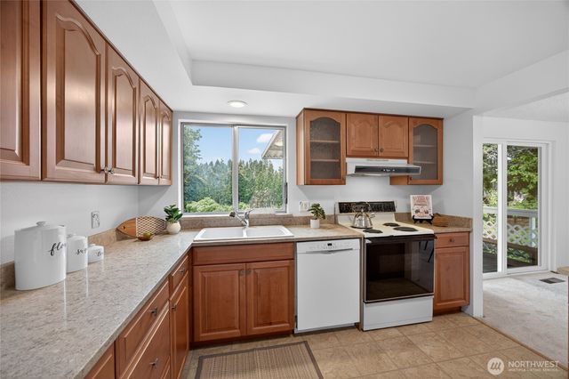 18754 130th Avenue SE, Renton, WA 98058