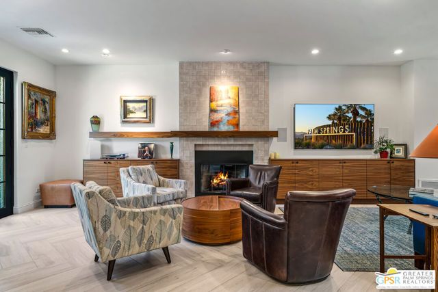 1411 E Buena Vista Drive, Palm Springs, CA 92262