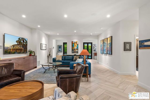 1411 E Buena Vista Drive, Palm Springs, CA 92262