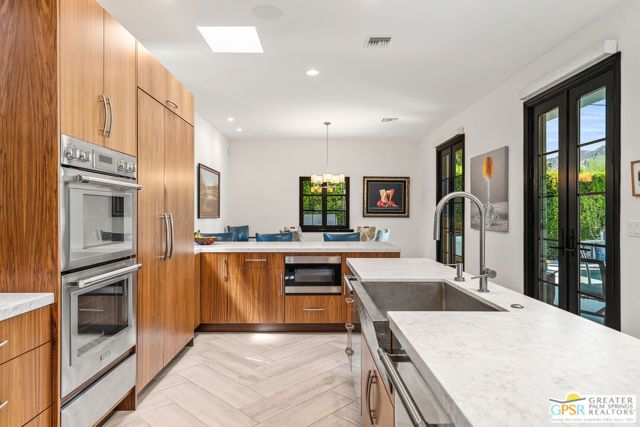 1411 E Buena Vista Drive, Palm Springs, CA 92262