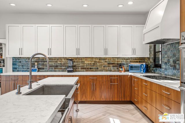 1411 E Buena Vista Drive, Palm Springs, CA 92262