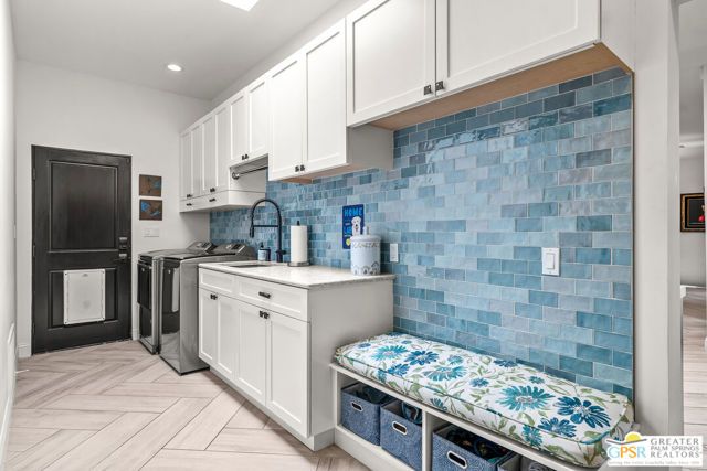 1411 E Buena Vista Drive, Palm Springs, CA 92262