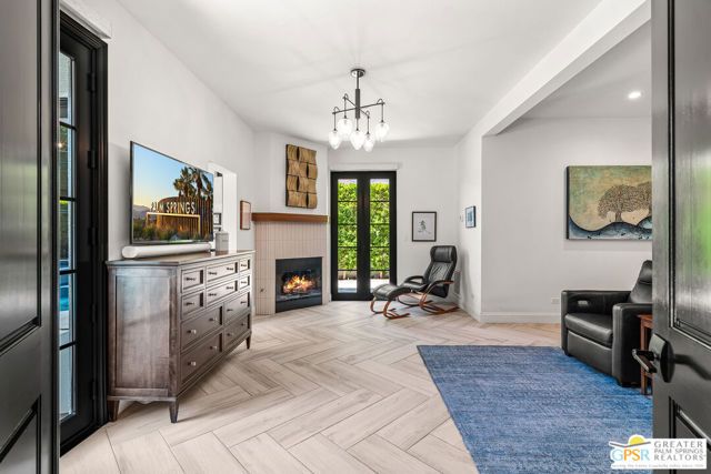 1411 E Buena Vista Drive, Palm Springs, CA 92262