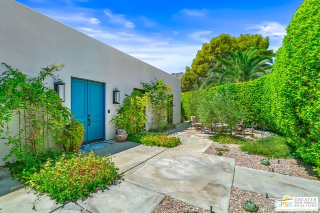 1411 E Buena Vista Drive, Palm Springs, CA 92262