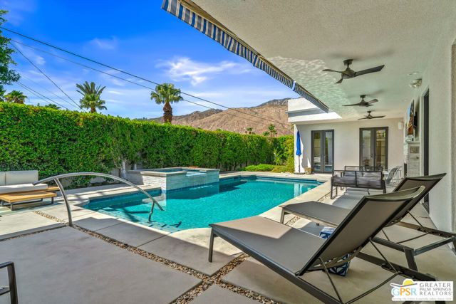 1411 E Buena Vista Drive, Palm Springs, CA 92262