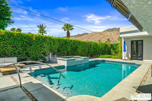 1411 E Buena Vista Drive, Palm Springs, CA 92262