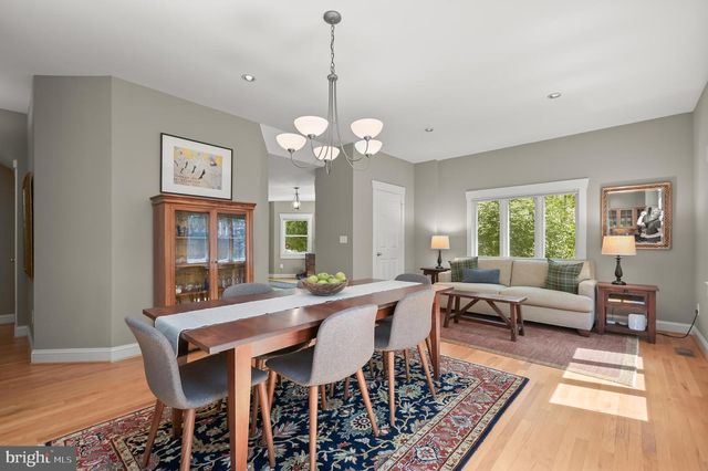 130 GRANT AVE, Takoma Park, MD 20912