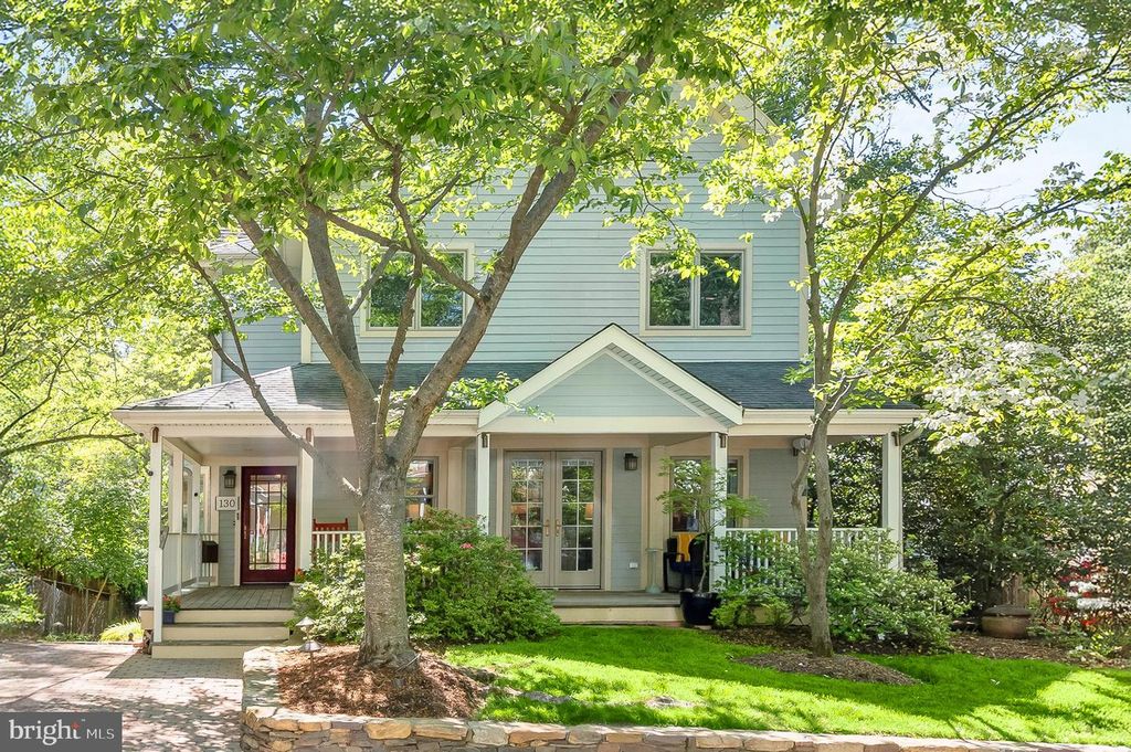 130 GRANT AVE, Takoma Park, MD 20912
