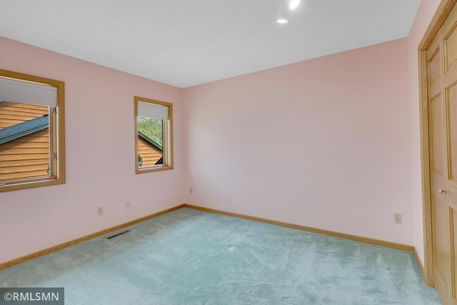 18603 Kristie Lane, Eden Prairie, MN 55346