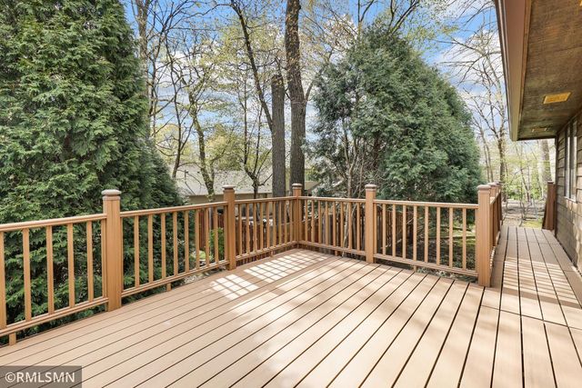 18603 Kristie Lane, Eden Prairie, MN 55346