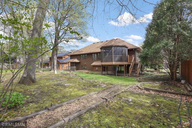 18603 Kristie Lane, Eden Prairie, MN 55346