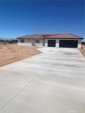 11174 8TH Avenue, Hesperia, CA 92345