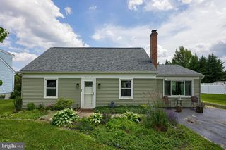 2647 HEMLOCK DR, Columbia, PA 17512