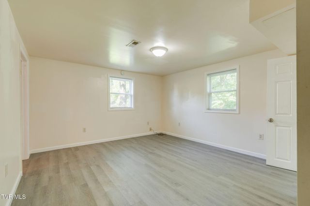 2916 Ashley Street, Kingsport, TN 37664