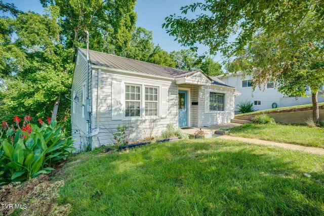 2916 Ashley Street, Kingsport, TN 37664