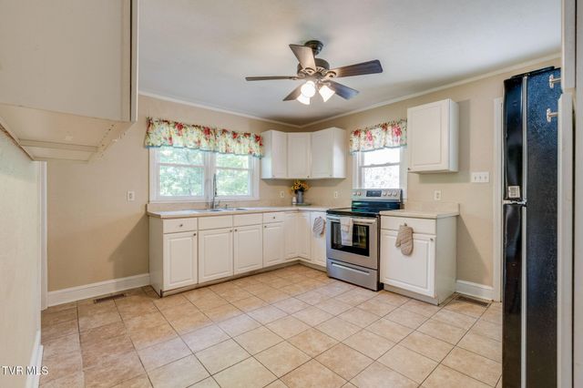 2916 Ashley Street, Kingsport, TN 37664