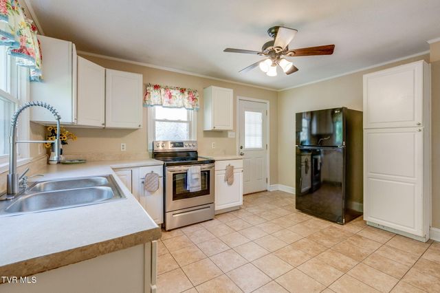 2916 Ashley Street, Kingsport, TN 37664