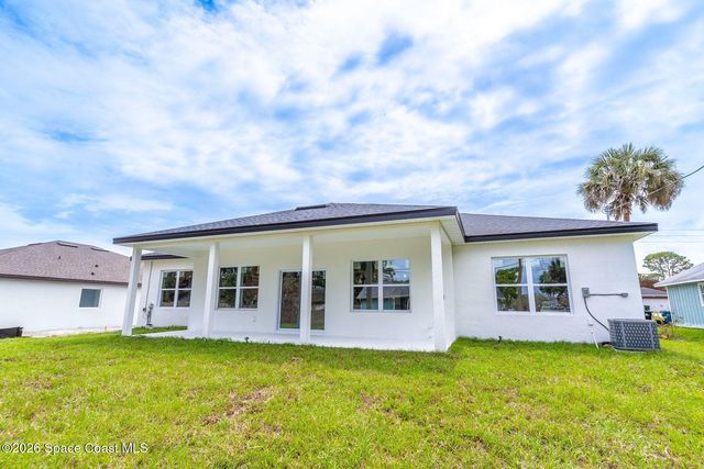 983 Pace Drive NW, Palm Bay, FL 32907