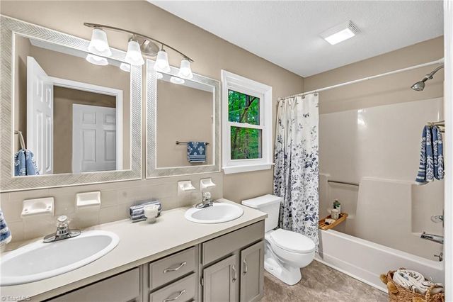 6057 Arden Drive, Clemmons, NC 27012
