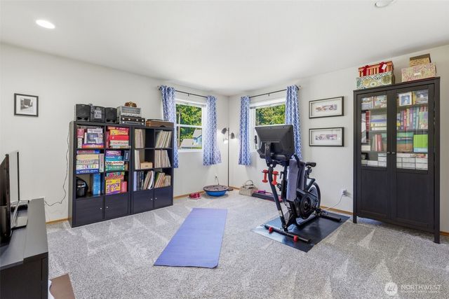 15025 27th Avenue NW, Gig Harbor, WA 98332