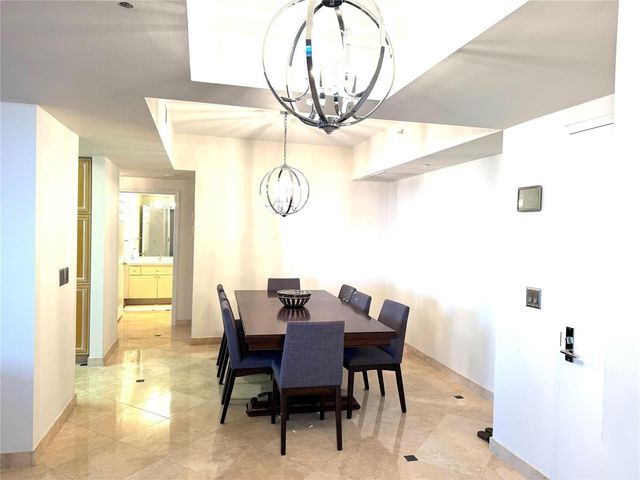 3100 N Ocean Boulevard 1005, Fort Lauderdale, FL 33308