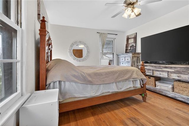 403 E PARK Avenue, Claycomo, MO 64119