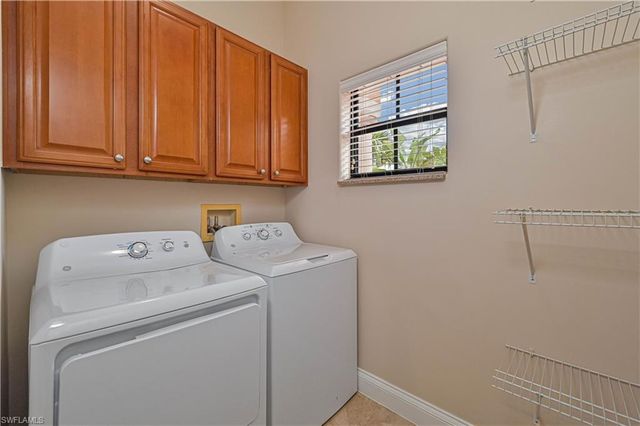 1244 Carpazi CT 1, Naples, FL 34105