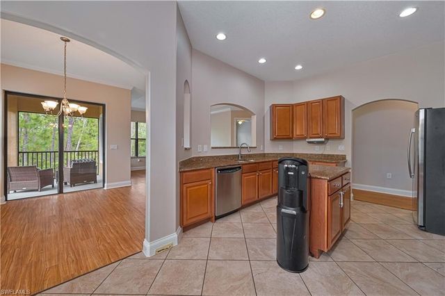 1244 Carpazi CT 1, Naples, FL 34105