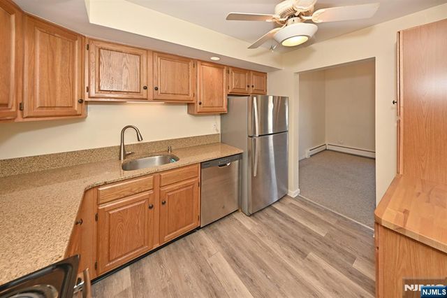 55 S Maple Avenue 55B, Park Ridge, NJ 07656