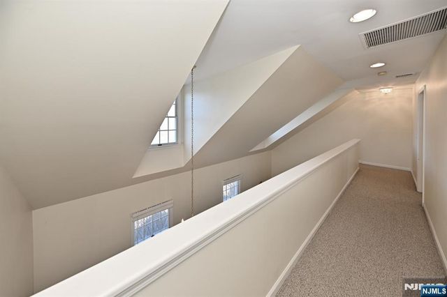 55 S Maple Avenue 55B, Park Ridge, NJ 07656